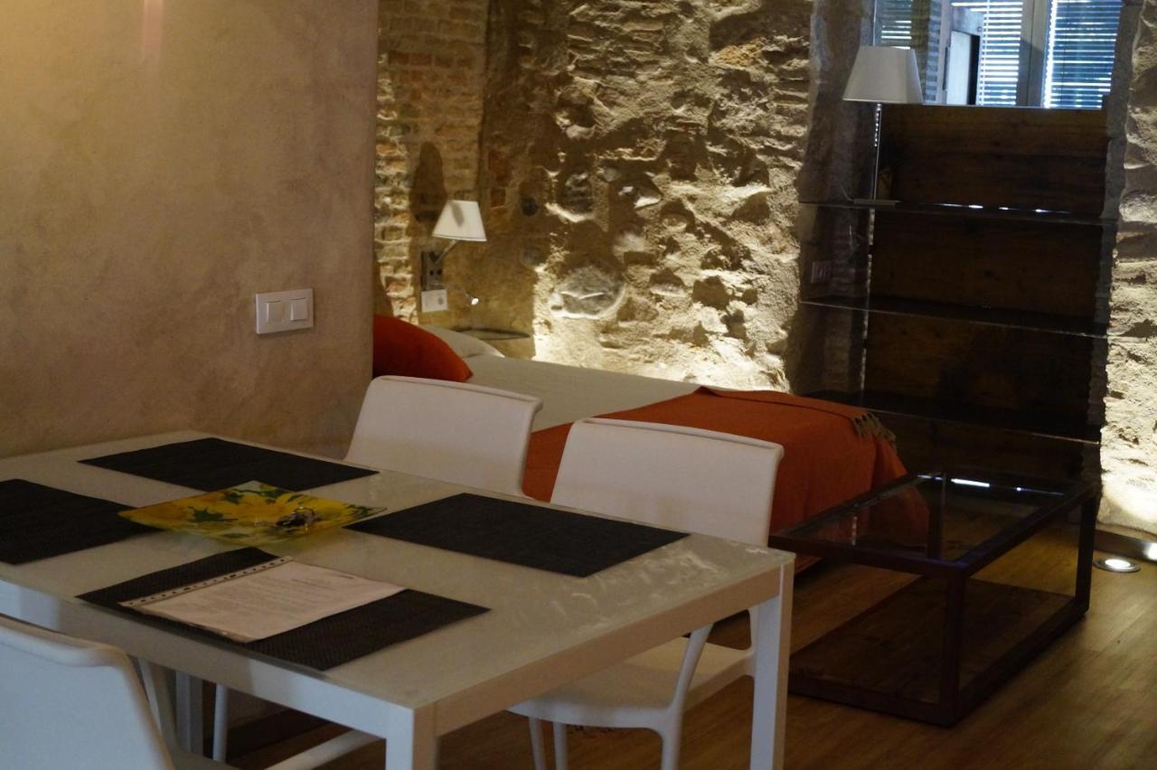 Onyar Apartments Rambla De La Llibertat 27 Girona Exteriér fotografie